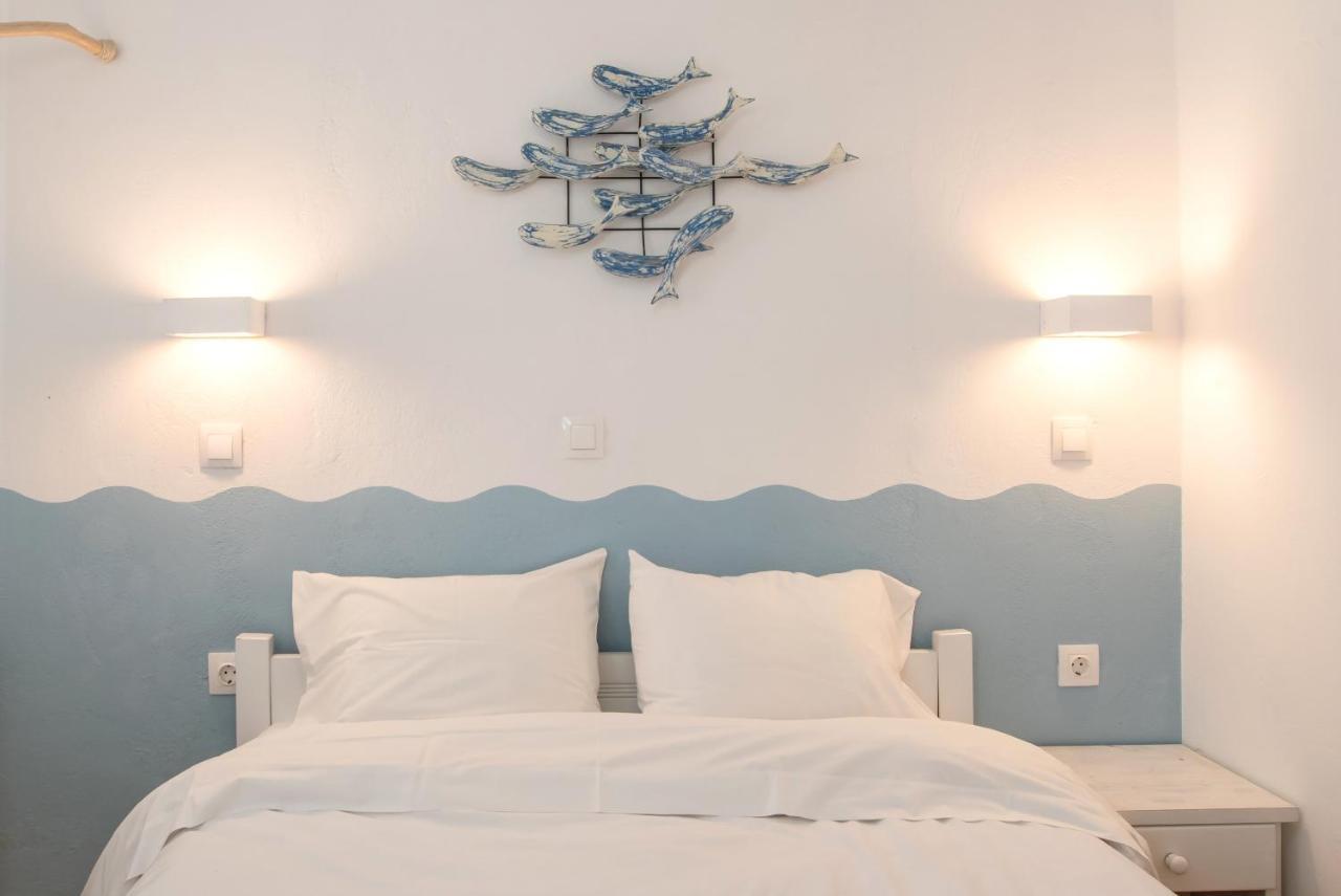 Livadia Seaside Studios 6 Парікія Екстер'єр фото