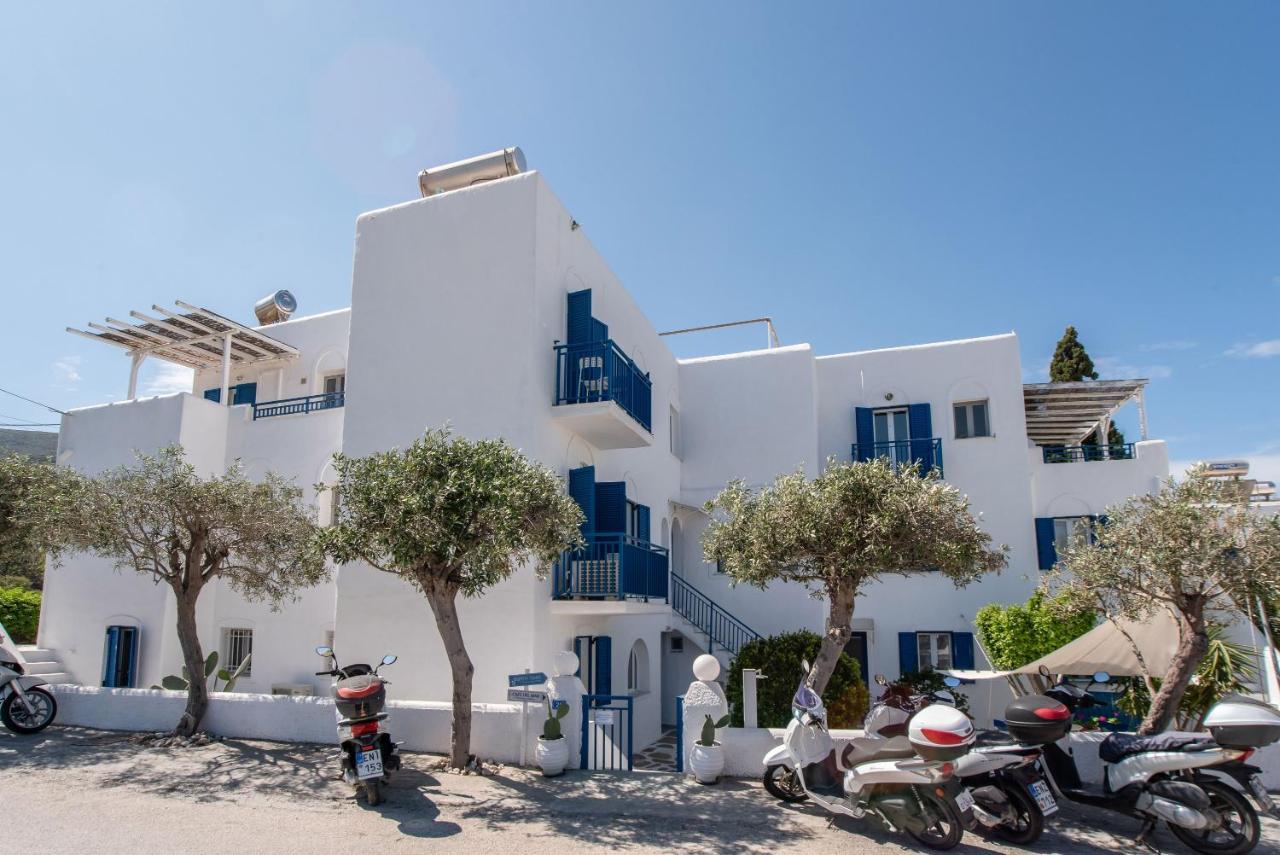 Livadia Seaside Studios 6 Парікія Екстер'єр фото
